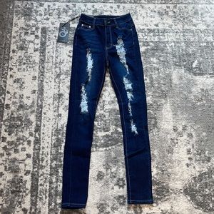 BOB Distressed Skinny Jeans